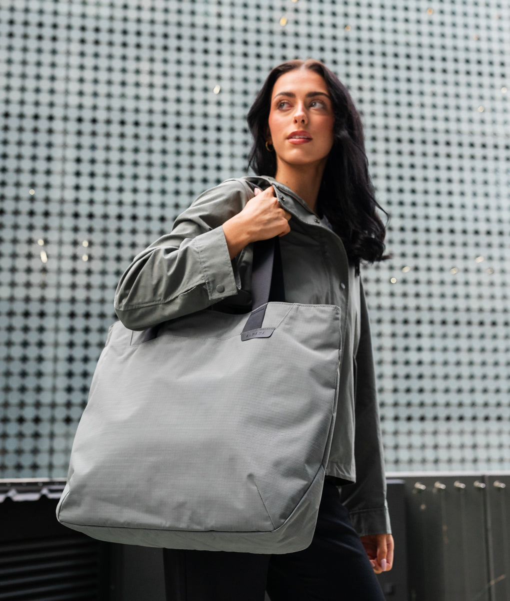 Large Durable Tote Bag for Travel & Beach - Elements Tote (L)