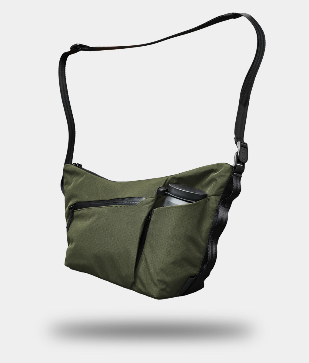 Flow Satchel Bag – 4L Weather-Resistant Everyday Crossbody Purse
